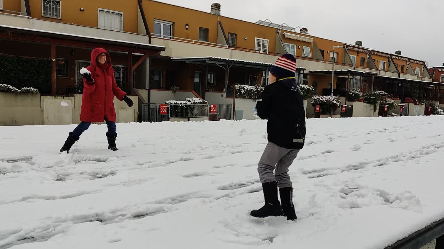 Play video