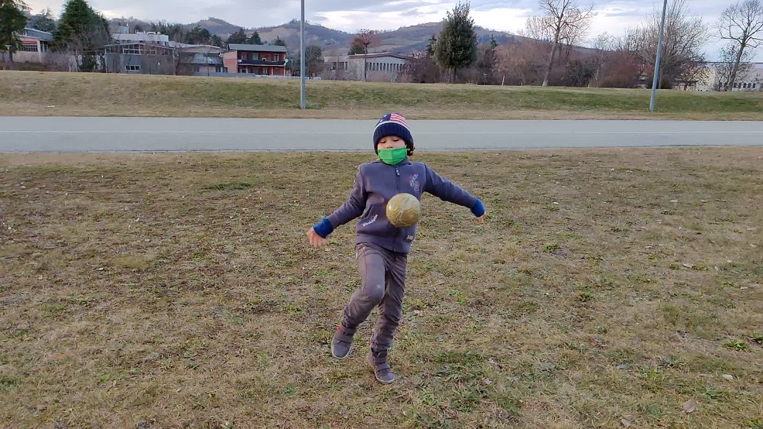 Play video